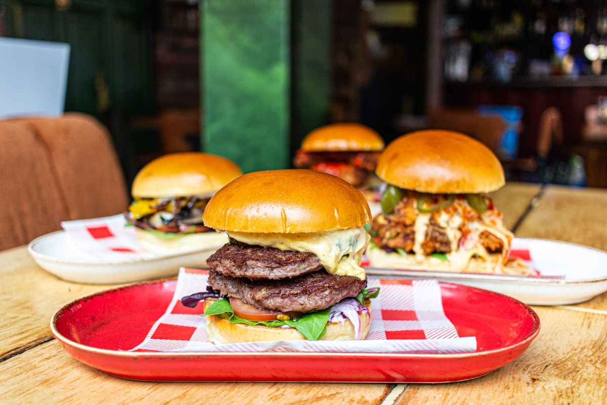 burgers-on-table-at-the-shack-bar-and-grill
