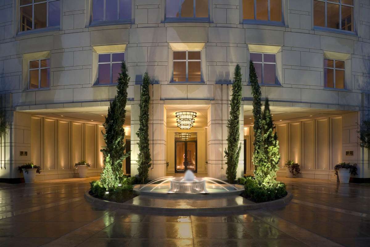 exterior-of-the-ritz-carlton-in-the-early-evening