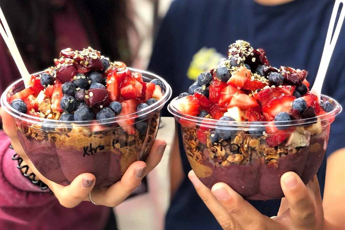 two-bowls-from-juice-wave-acai-bowls-san-diego