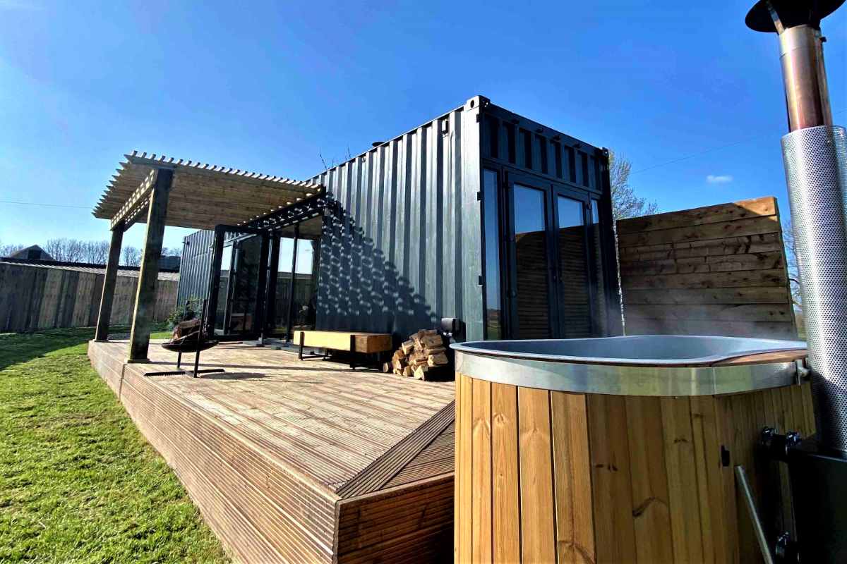 high-house-retreat-shipping-container-with-hot-tub