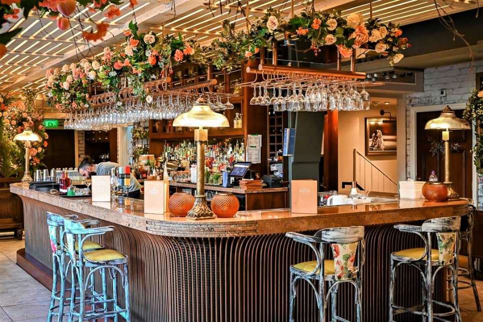 interior-of-copper-blossom-restaurant-cocktail-bars-edinburgh