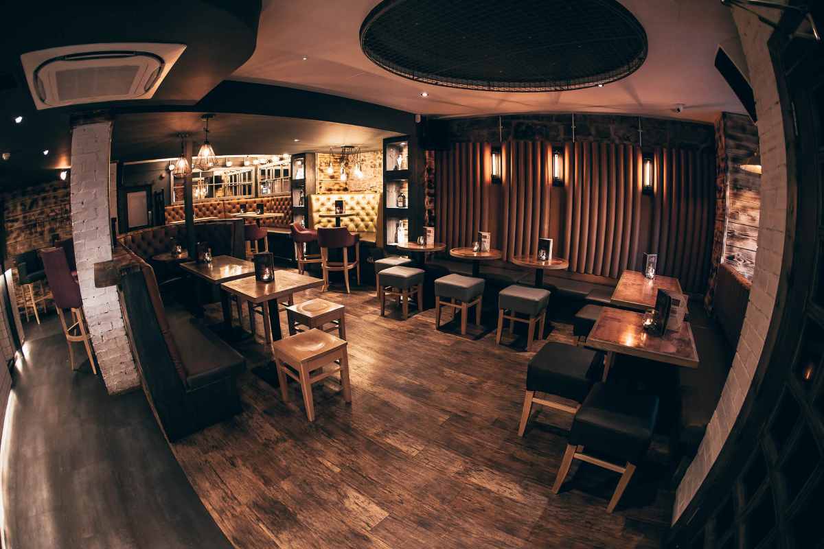 interior-of-tonic-bar-cocktail-bars-edinburgh