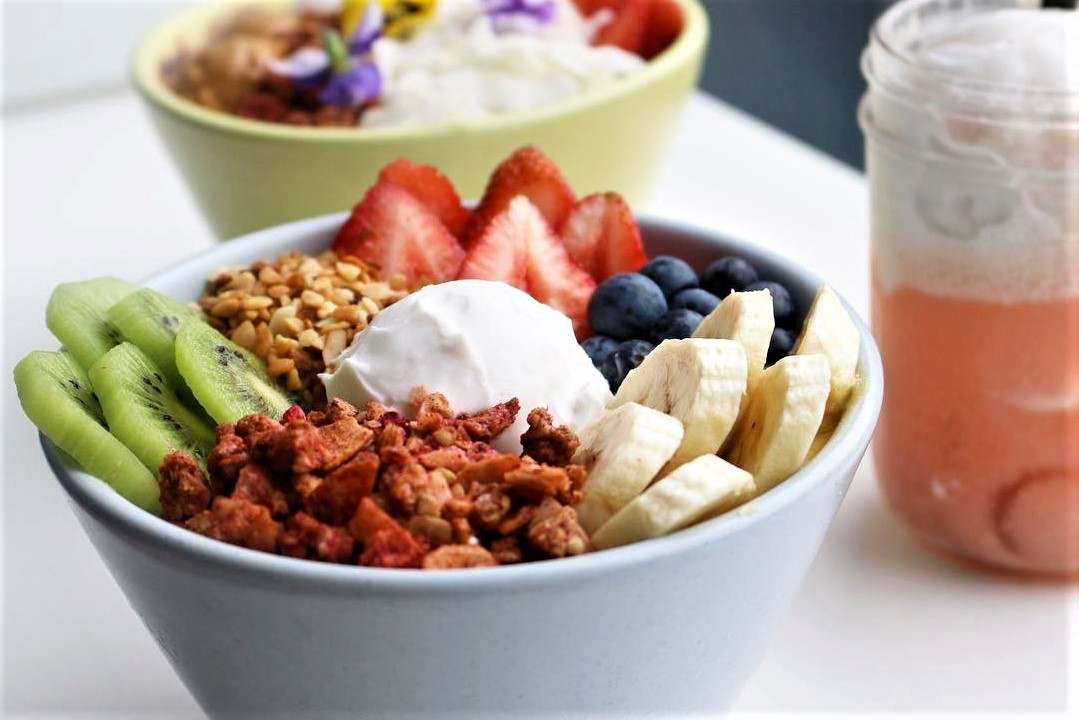 bowl-from-fourth-chapter-cafe-acai-bowls-melbourne