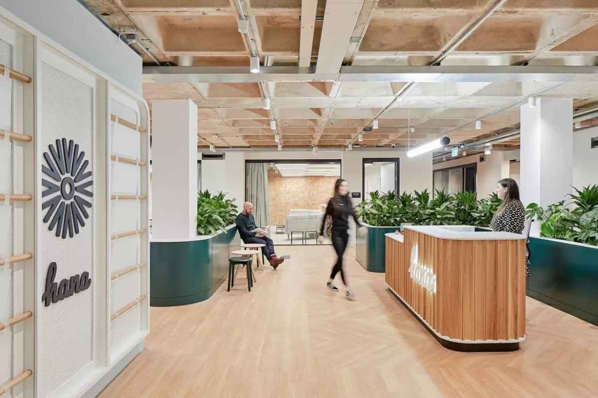industrious-windmill-green-coworking-spaces-manchester
