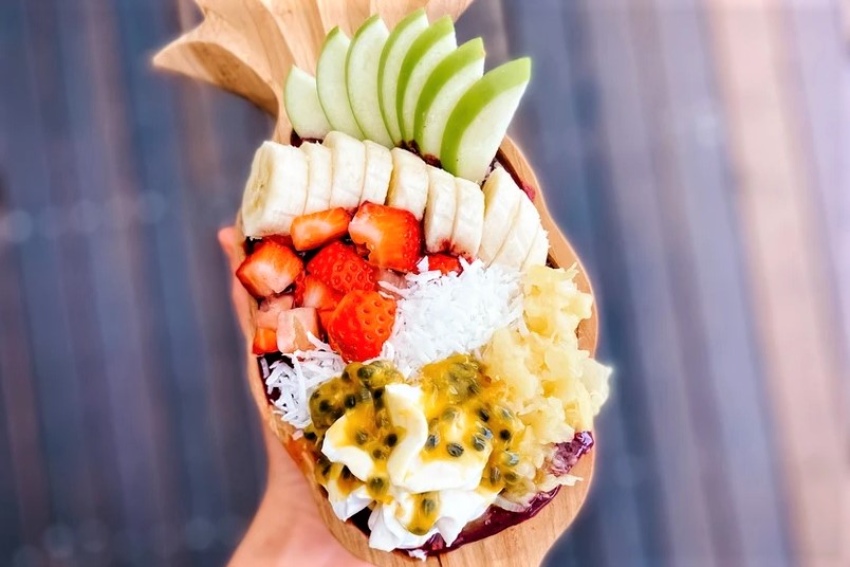 pineapple-bowl-from-conscious-cravings-co-acai-bowls-melbourne
