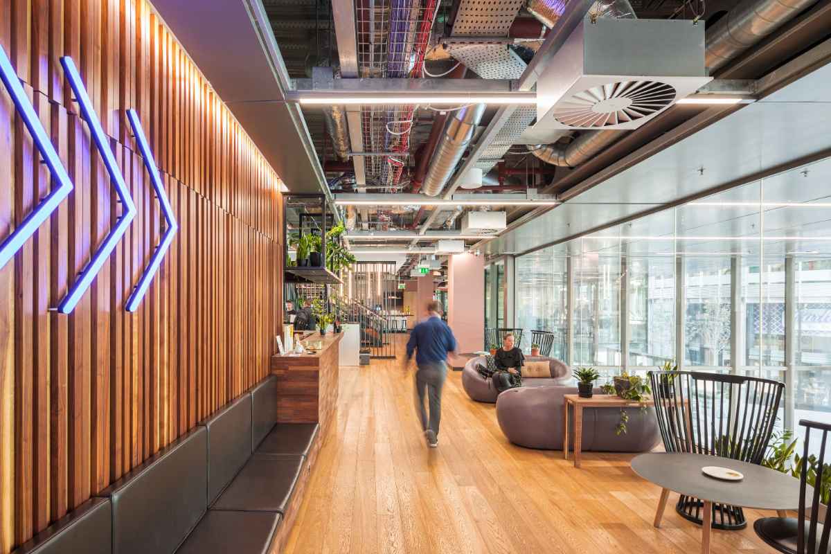 wework-one-st-peter’s-square-coworking-spaces-manchester
