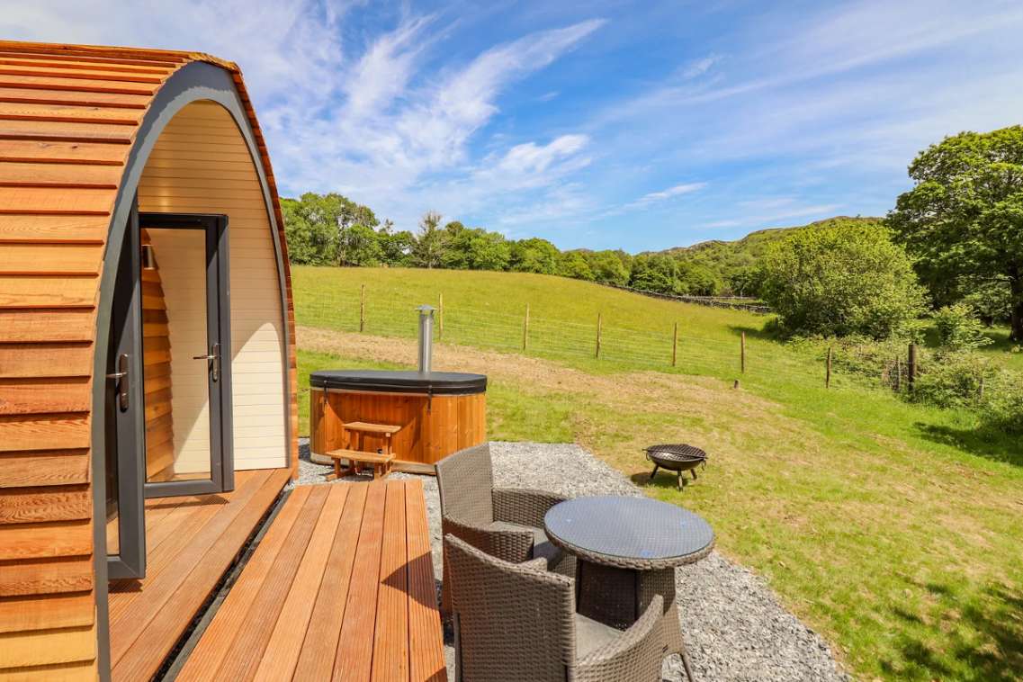 exterior-of-briallen-pod-in-the-daytime-romantic-getaways-in-the-uk-with-a-hot-tub