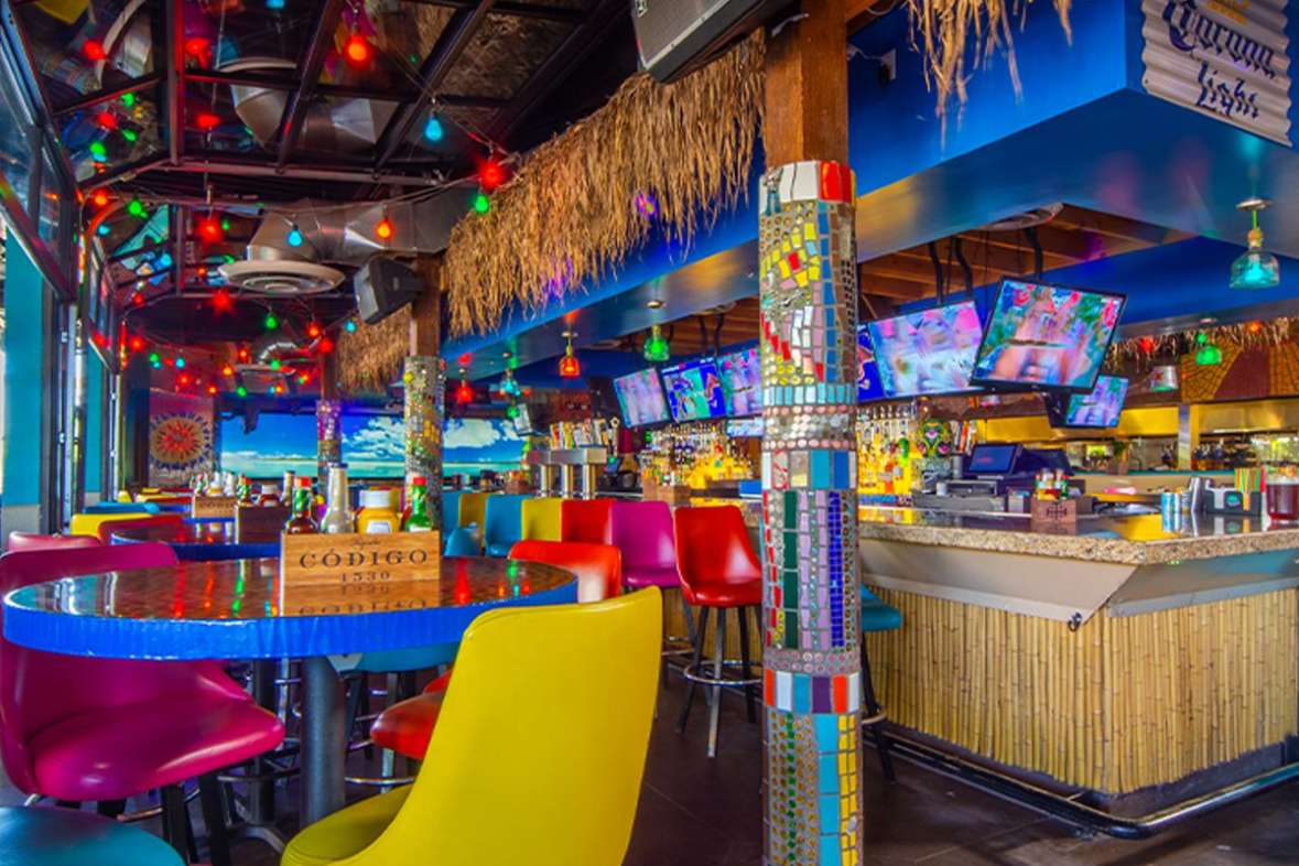 interior-of-sandbar-mexican-grill-in-the-daytime
