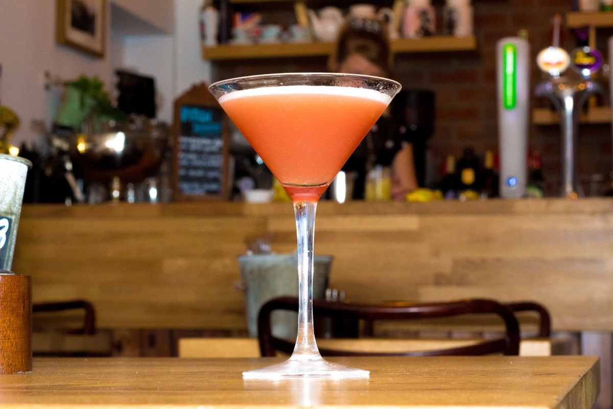 martini-sat-on-table-inside-pitch-bar-and-eatery-in-daytime