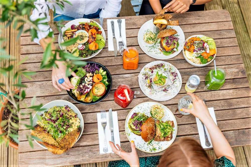 plates-at-soul-food-kitchen-vegan-restaurants-glasgow