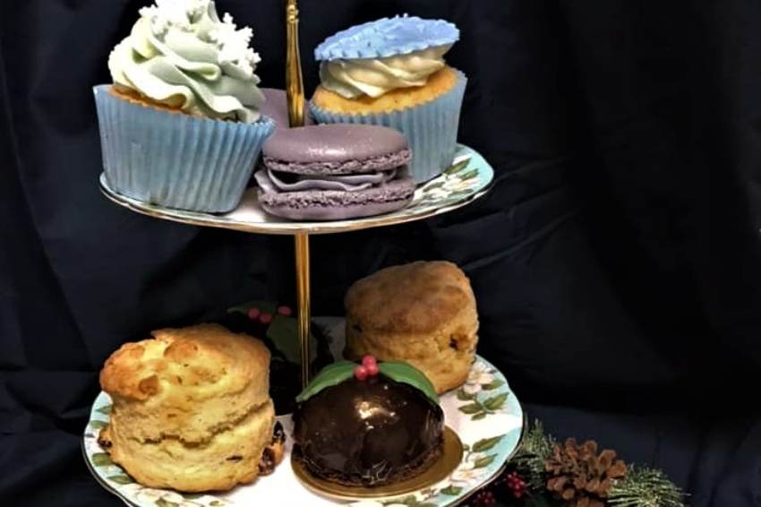 tiered-cakes-at-the-sweet-tart-tearoom