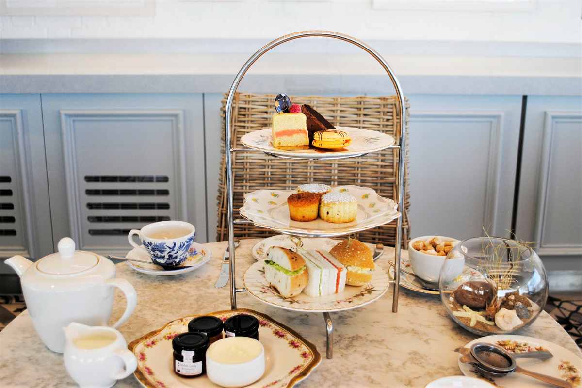 afternoon-tea-at-voco-st-davids-hotel-date-ideas-cardiff