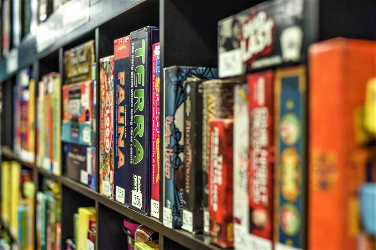 board-games-inside-thirsty-meeples-date-ideas-oxford