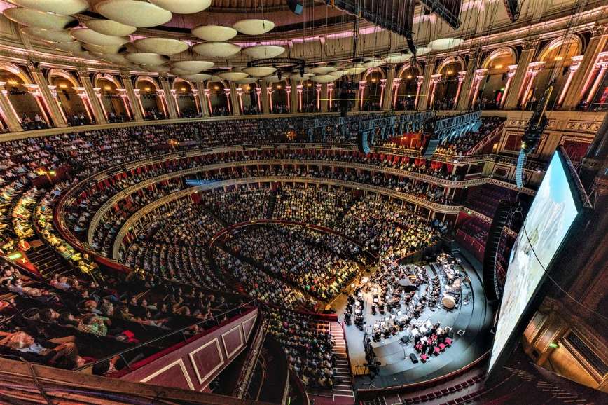 crowd-at-films-in-concert-at-the-royal-albert-hall