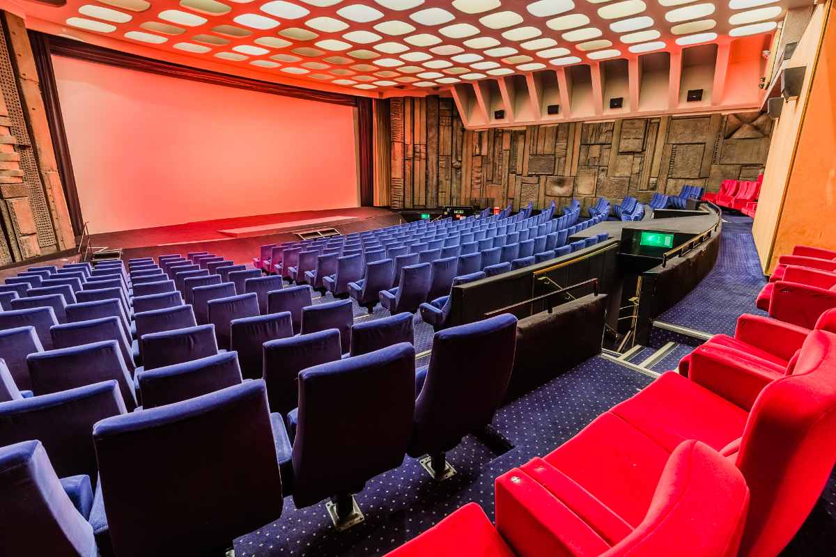 red-and-blue-seats-in-front-of-screen-at-curzon-mayfair