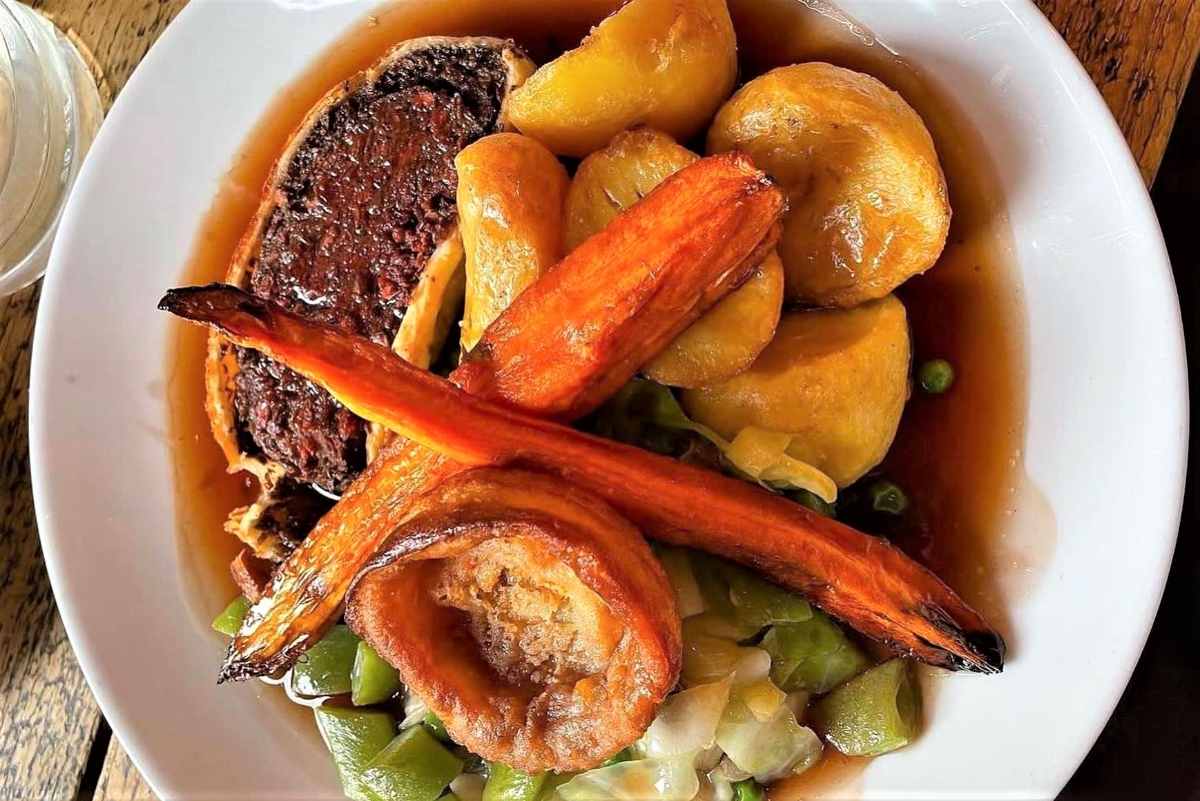 roast-at-the-spread-eagle-best-vegan-roast-london