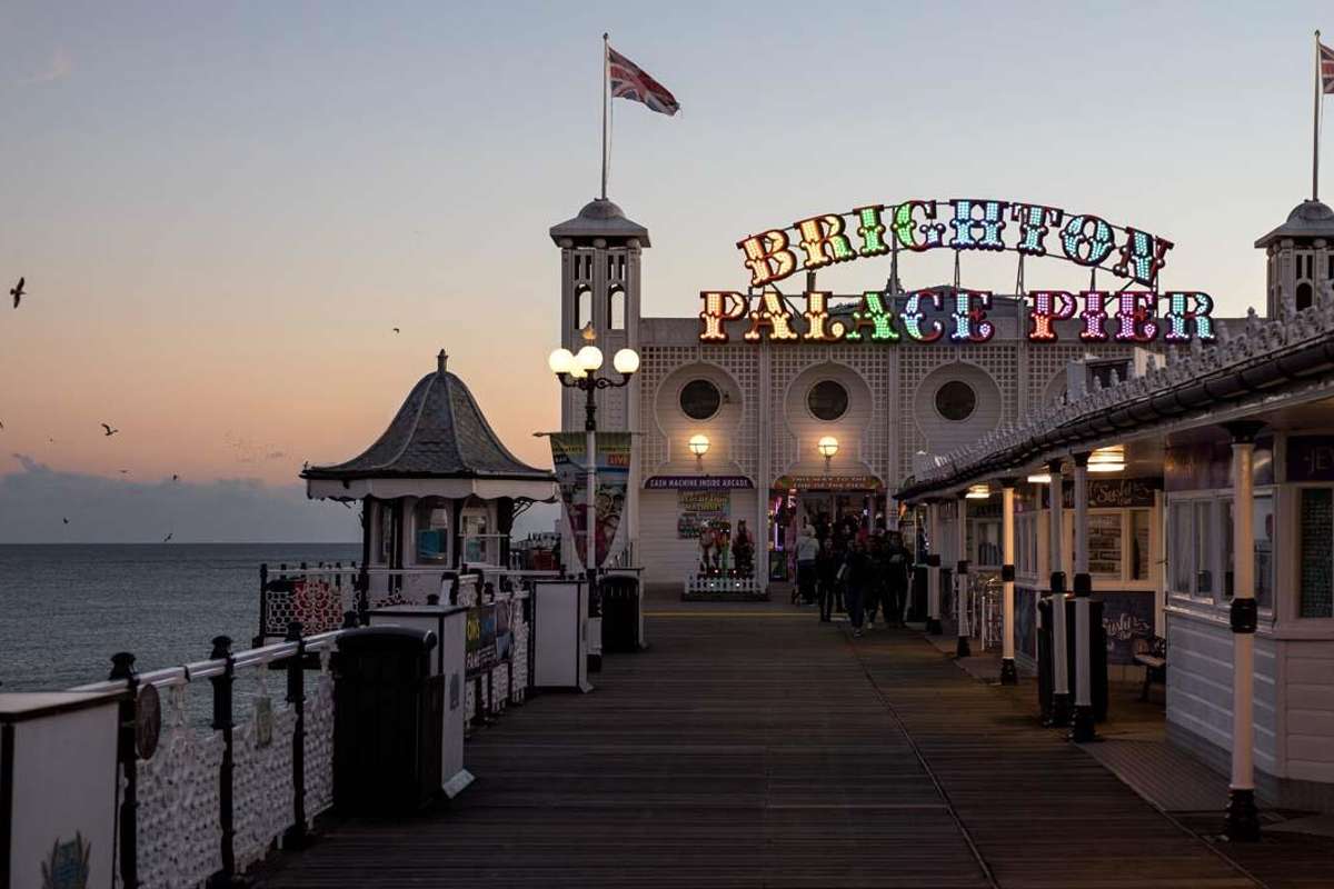 brighton-palace-pier-in-the-evening-as-the-sun-sets