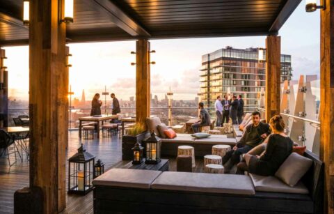 bōkan-38-at-sunset-rooftop-bars-canary-wharf