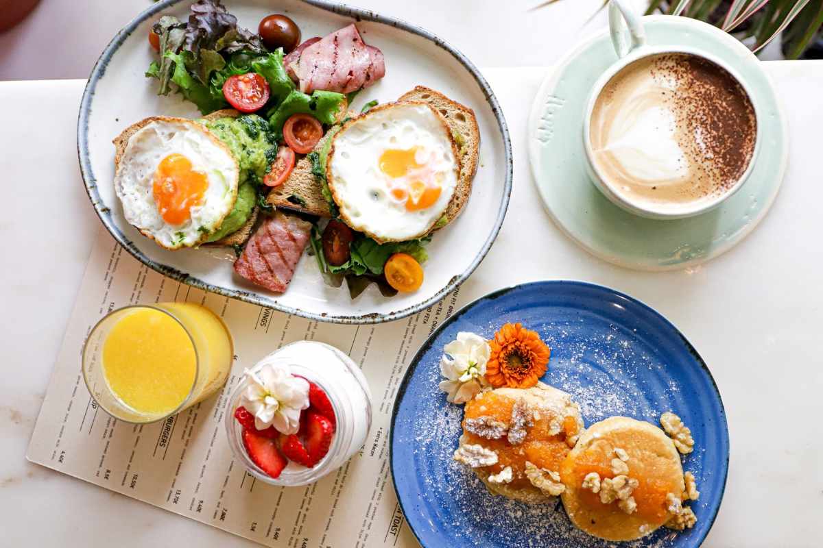 breakfast-plates-at-frutaria-café-brunches-lisbon