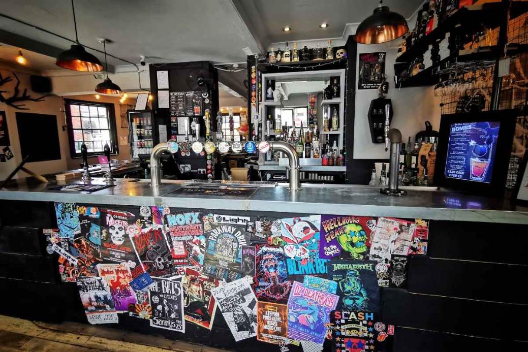 bar-inside-the-black-phoenix-pub-in-daytime