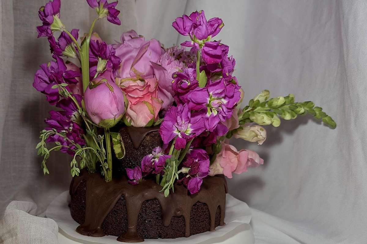 brownie-cake-topped-with-flowers-from-the-love-bakery-vegan-cakes-nyc