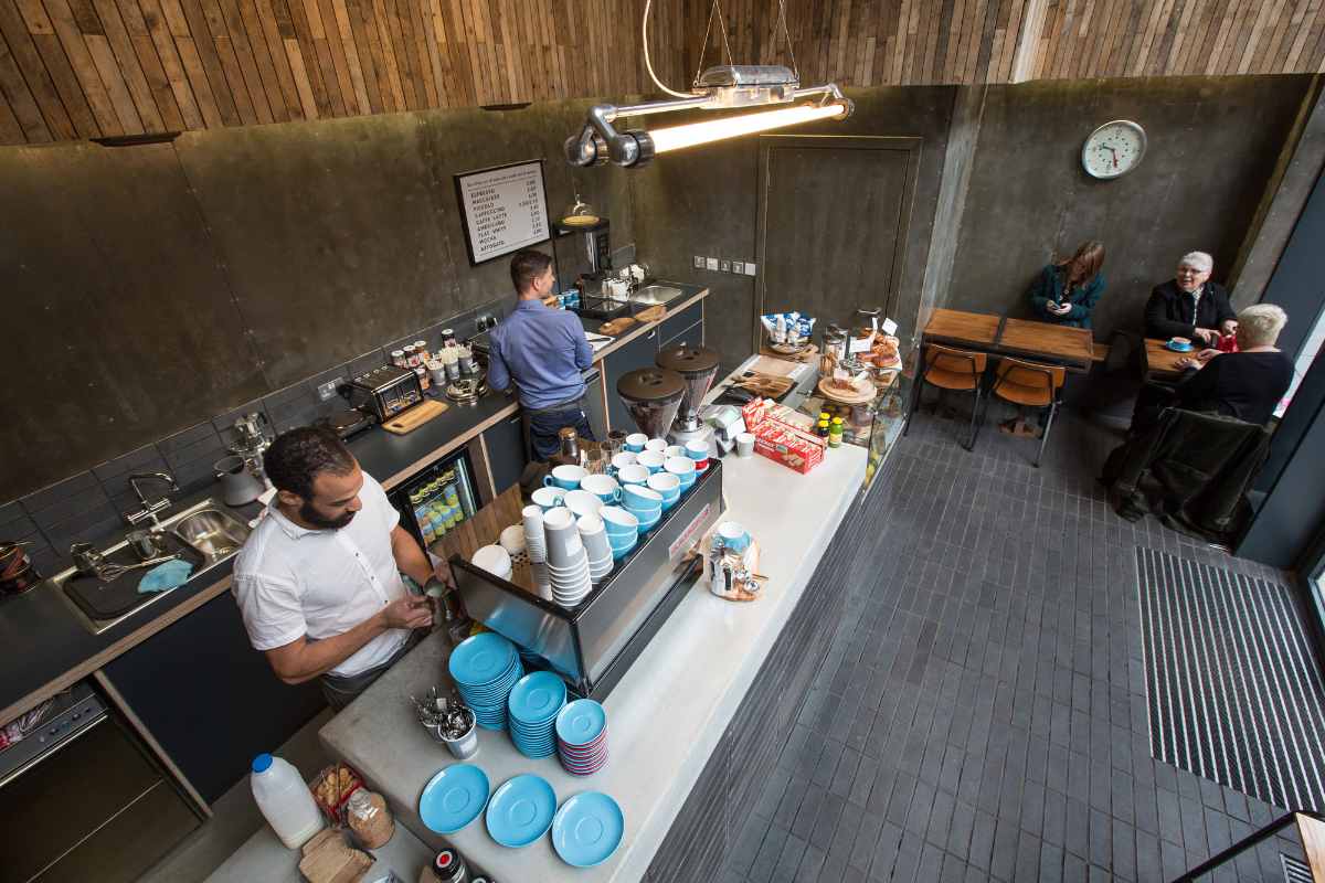 counter-and-tables-inside-laboratorio-espresso