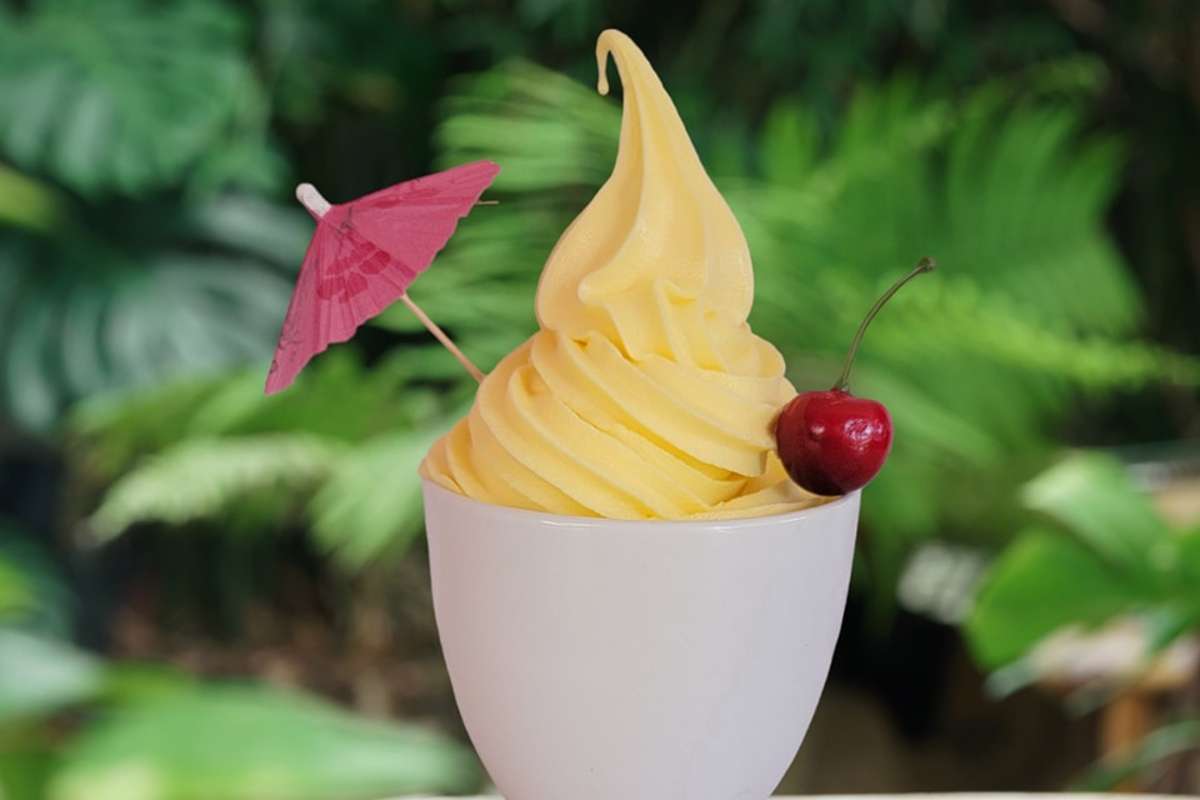 pineapple-dole-whip-on-the-table-at-downtown-yogurt-vegan-ice-cream-nyc