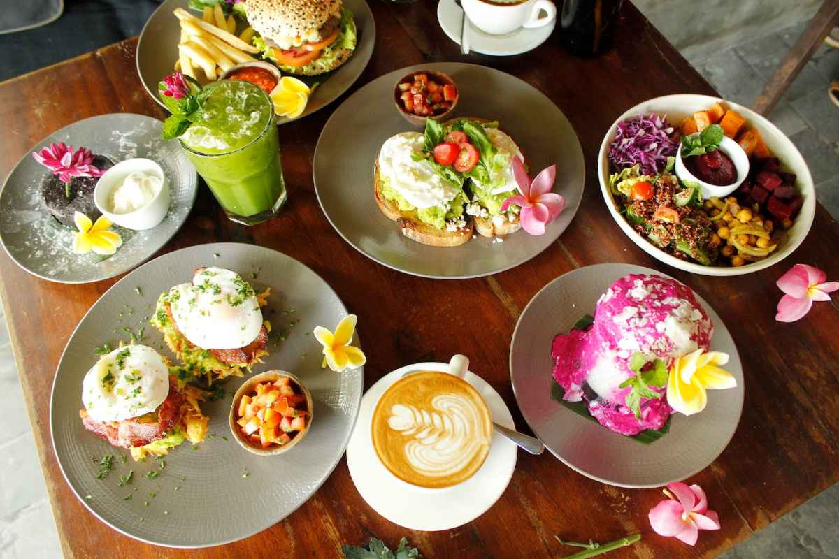 plates-at-canteen-cafe-best-breakfast-in-canggu