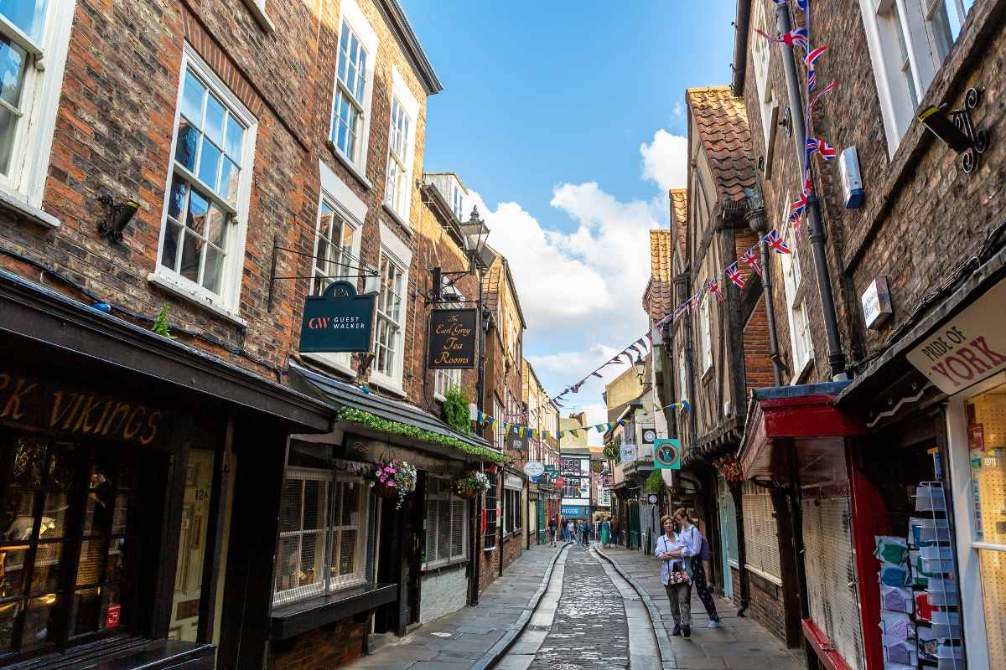 the-shambles-street-in-york-places-to-visit-within-2-hours-of-manchester