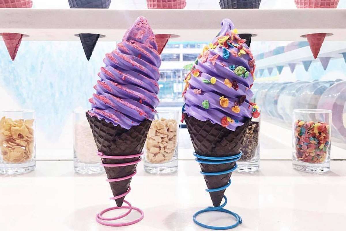 two-ice-cream-cones-at-soft-swerve-vegan-ice-cream-nyc
