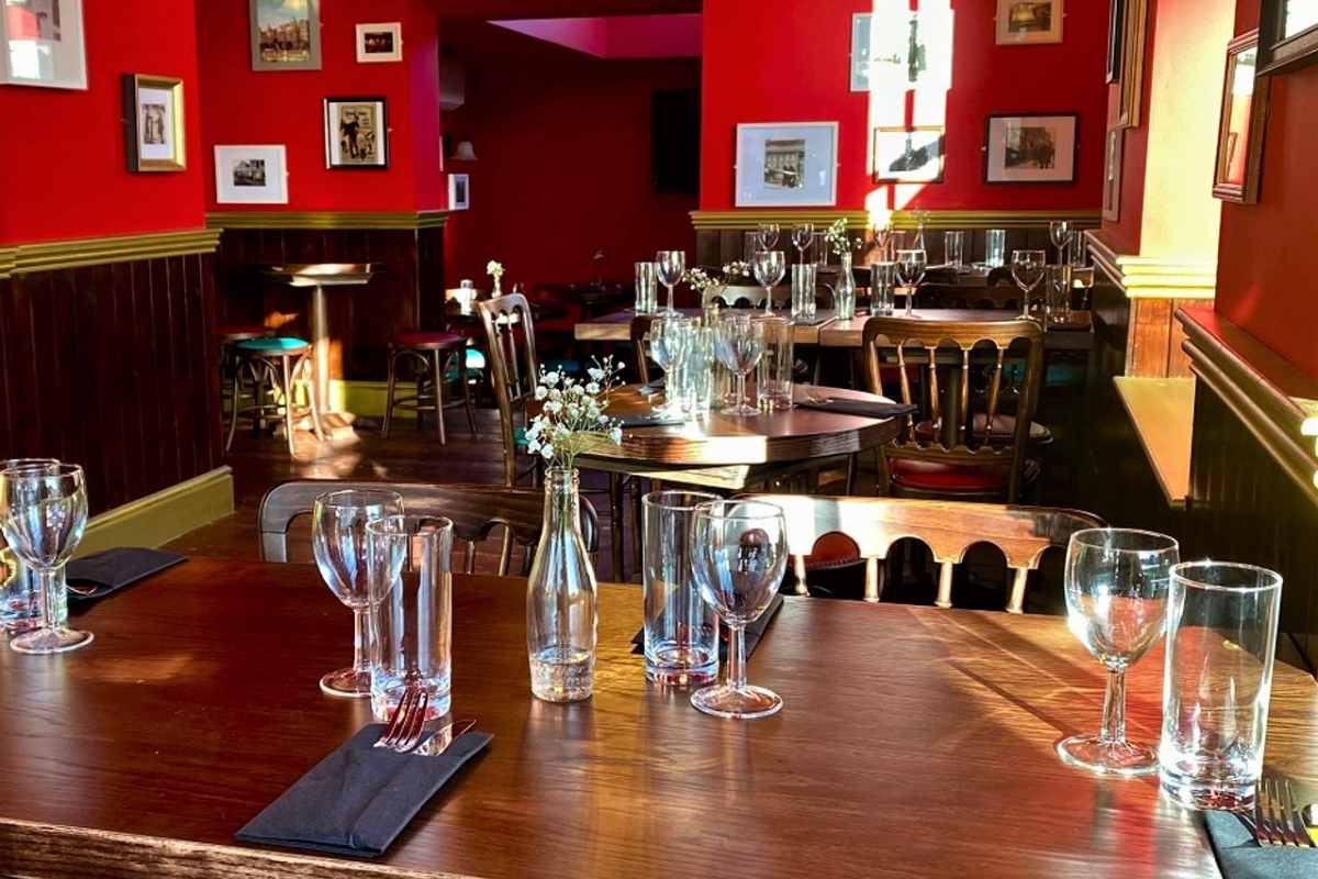 restaurant-tables-inside-pogue-mahon's-irish-bar