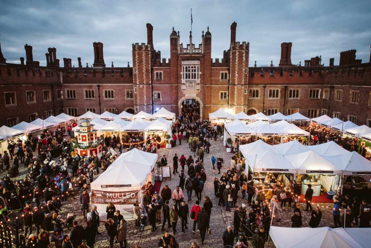 hampton-court-palace-festive-fayre-things-to-do-in-london-at-christmas
